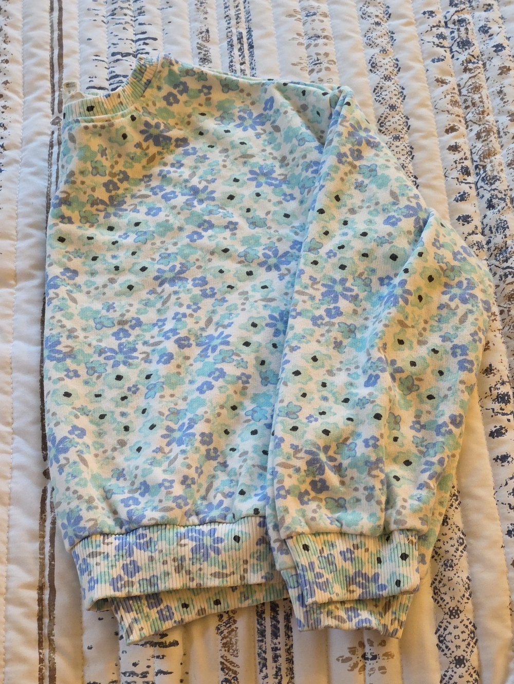 Jessica Simpson Pastel Floral Pullover - Blue, Mint & Cream